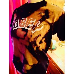 Obey Woman’s XS Tie-dye Shirt